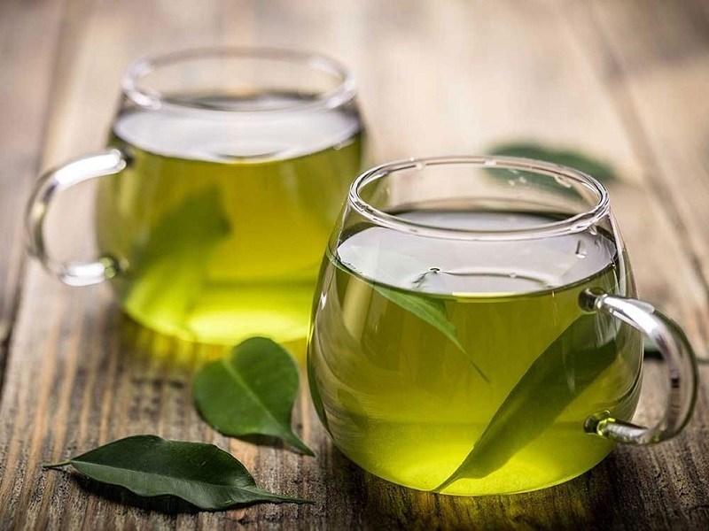 Việc người bệnh gout có uống trà được không còn phụ thuộc vào nhiều yếu tố